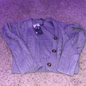 kendall and kylie button up sweater m